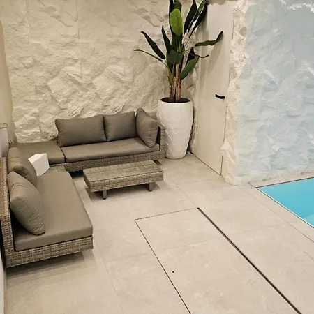 Amazing - Pool Gym Sauna Extra Buchbar *